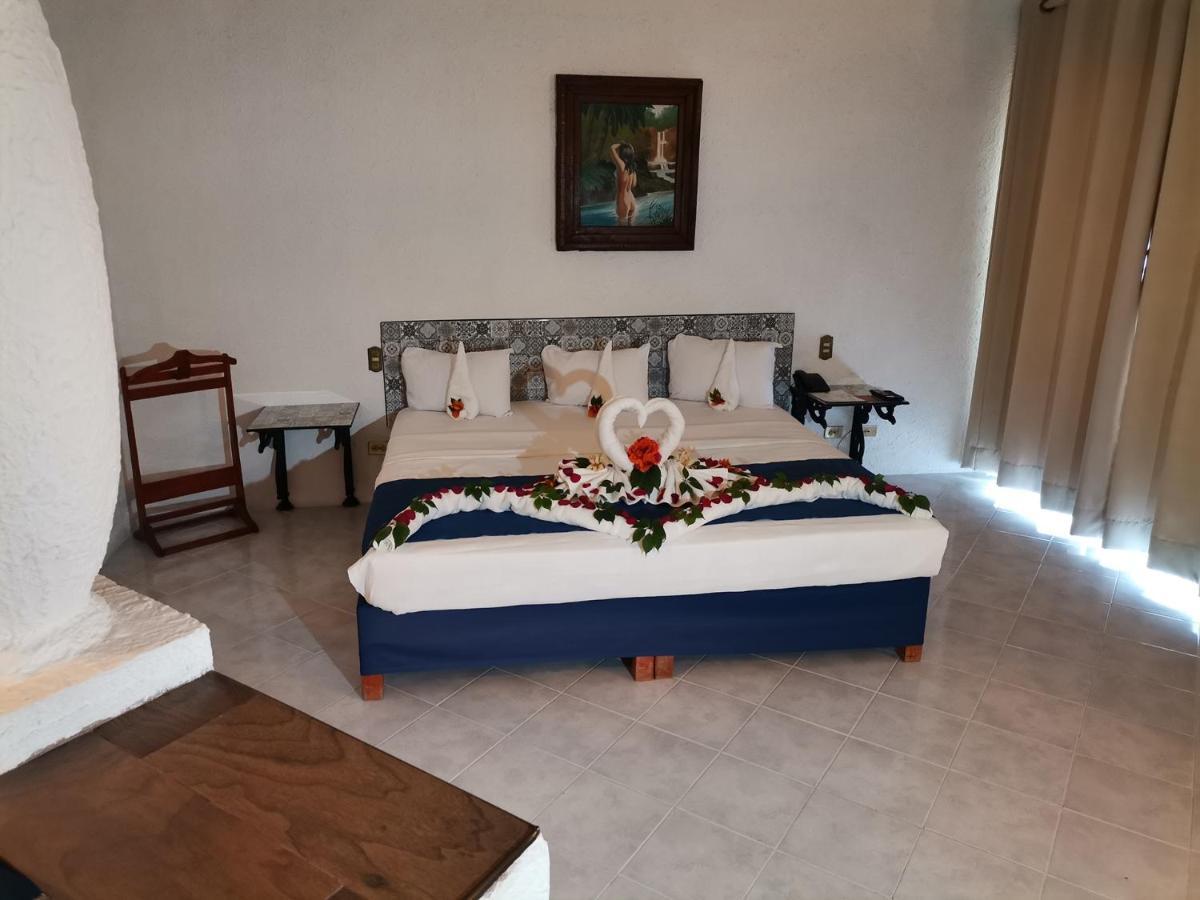 Gran Hotel Hacienda De La Noria Aguascalientes Eksteriør billede A bedroom at the hotel