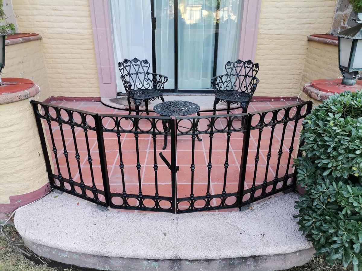 Gran Hotel Hacienda De La Noria Aguascalientes Eksteriør billede A wrought iron balcony