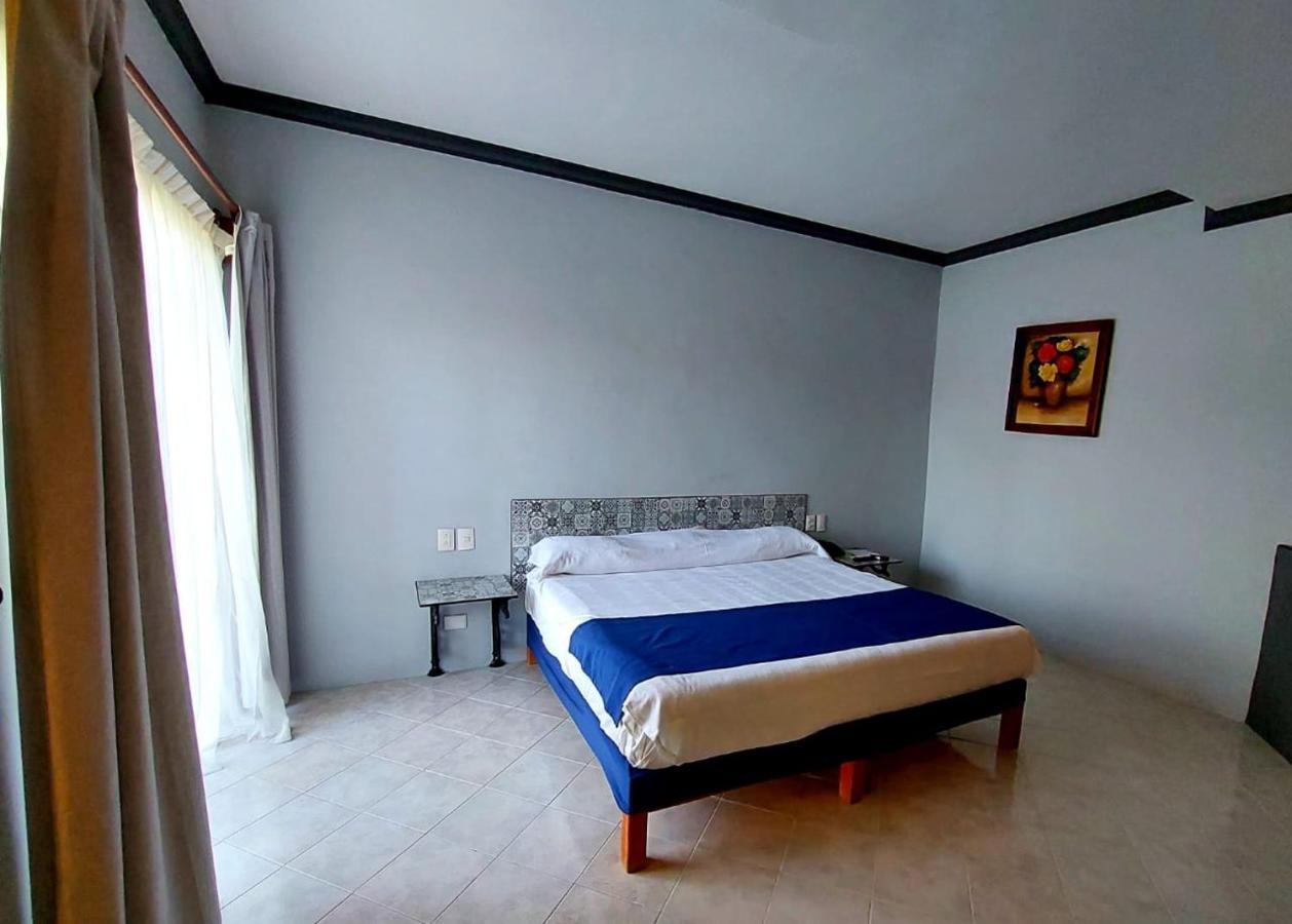 Gran Hotel Hacienda De La Noria Aguascalientes Eksteriør billede A bedroom at the hotel
