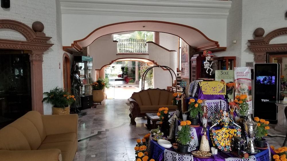 Gran Hotel Hacienda De La Noria Aguascalientes Eksteriør billede Interior of the hotel