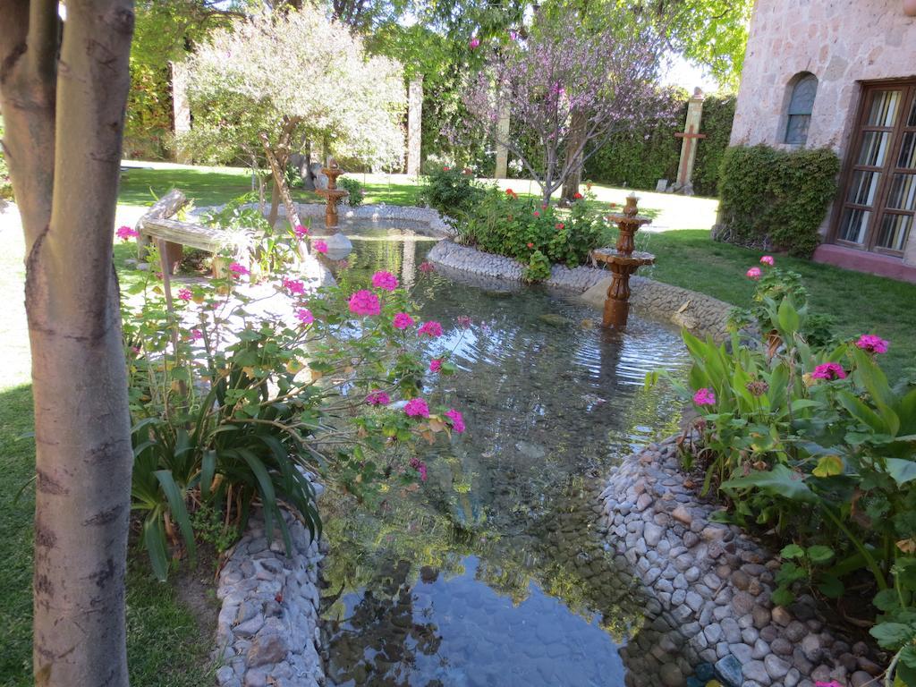 Gran Hotel Hacienda De La Noria Aguascalientes Eksteriør billede The gardens at the center