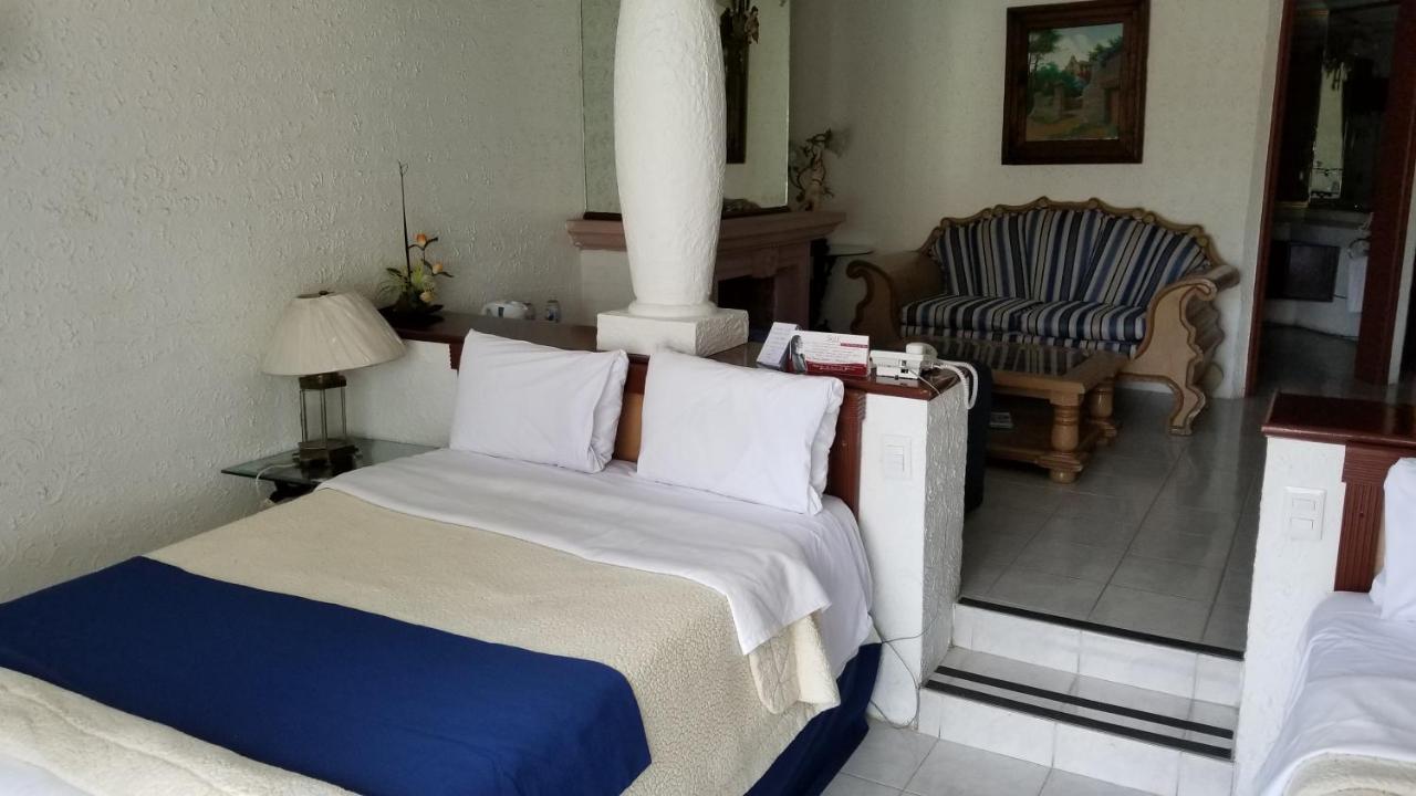 Gran Hotel Hacienda De La Noria Aguascalientes Eksteriør billede A room at the hotel