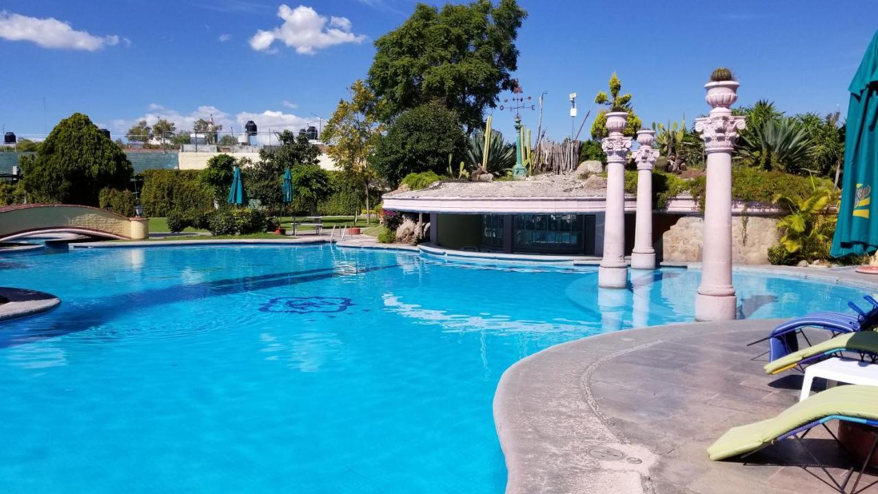 Gran Hotel Hacienda De La Noria Aguascalientes Eksteriør billede The swimming pool at the hotel